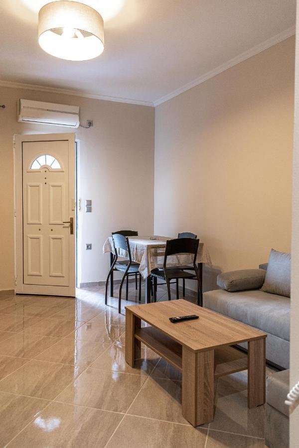 John'S Apartment'S Near Athens Airport!! Спата Экстерьер фото